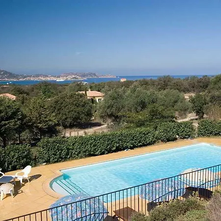 Tra Mare E Monti Hotel 3*